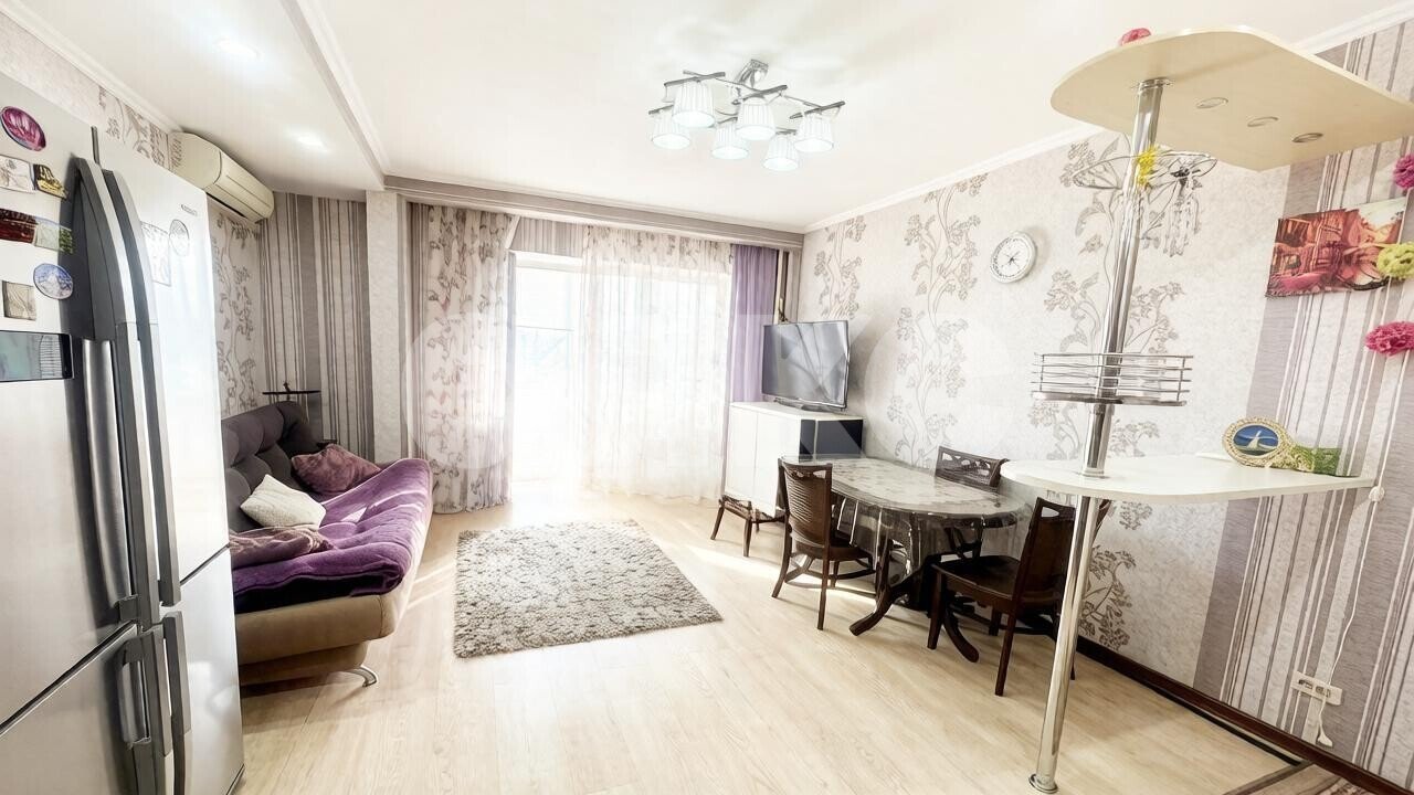 Фото №2: 2-комнатная квартира <span class="whitespace-nowrap">61 м²</span>, <span class="whitespace-nowrap">3/7 эт.</span> - Горячий Ключ, мкр. Администрация, ул. Тараника, 12А