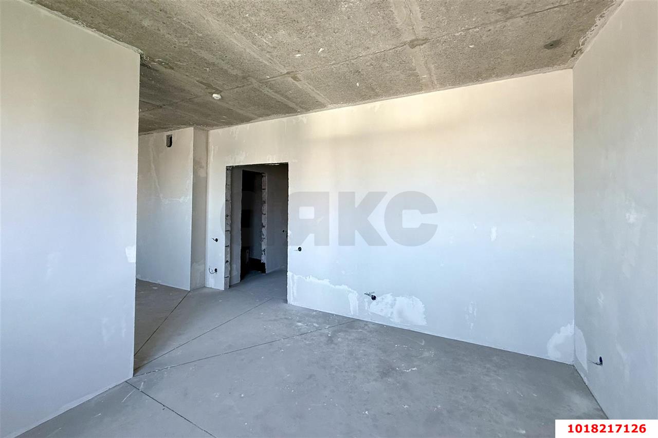 Фото №4: 3-комнатная квартира <span class="whitespace-nowrap">86 м²</span>, <span class="whitespace-nowrap">10/24 эт.</span> - Краснодар, Карасунский внутригородской округ, Гидростроителей, мкр. жилой комплекс Стрижи, ул. Автолюбителей, 1Г