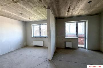 Фото №1: 3-комнатная квартира <span class="whitespace-nowrap">77 м²</span>, <span class="whitespace-nowrap">10/24 эт.</span> - Краснодар, мкр. жилой комплекс Стрижи, ул. Автолюбителей, 1Г