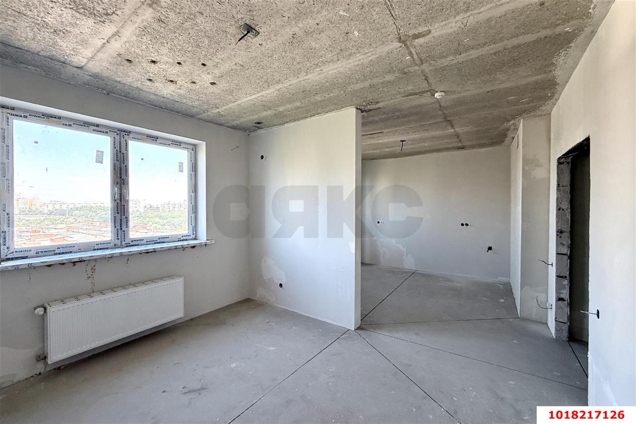 Фото №3: 3-комнатная квартира <span class="whitespace-nowrap">86 м²</span>, <span class="whitespace-nowrap">10/24 эт.</span> - Краснодар, Карасунский внутригородской округ, Гидростроителей, мкр. жилой комплекс Стрижи, ул. Автолюбителей, 1Г