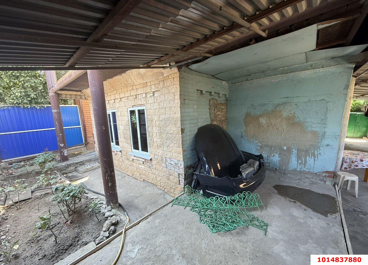 Фото №10: Дом <span class="whitespace-nowrap">83 м²</span> <span class="whitespace-nowrap">+ 6 сот.</span>, <span class="whitespace-nowrap">2 эт.</span> - Яблоновский, ул. Кирова, 36