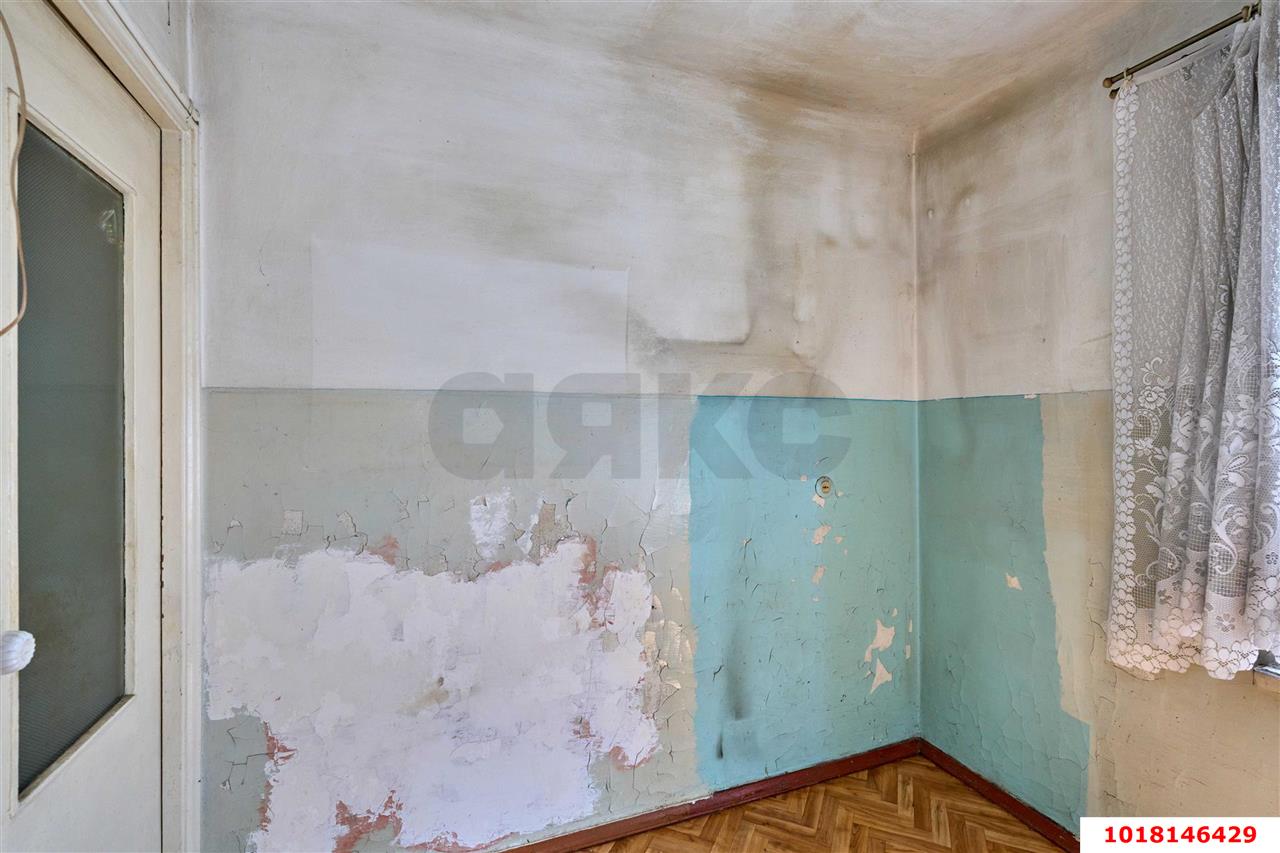 Фото №5: 1-комнатная квартира <span class="whitespace-nowrap">29 м²</span>, <span class="whitespace-nowrap">3/5 эт.</span> - Краснодар, Центральный внутригородской округ, мкр. Завод Измерительных Приборов, ул. Офицерская, 50А