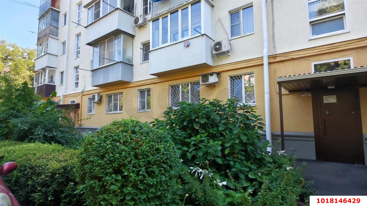 Фото №12: 1-комнатная квартира <span class="whitespace-nowrap">29 м²</span>, <span class="whitespace-nowrap">3/5 эт.</span> - Краснодар, Центральный внутригородской округ, мкр. Завод Измерительных Приборов, ул. Офицерская, 50А