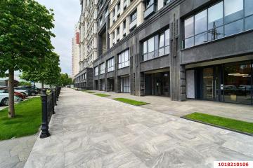 Фото №1: 3-комнатная квартира <span class="whitespace-nowrap">79 м²</span>, <span class="whitespace-nowrap">7/24 эт.</span> - Краснодар, мкр. Школьный, ул. Школьная, 1