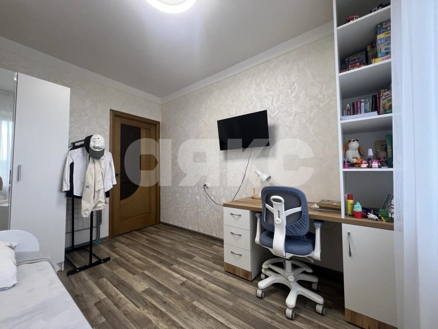 Фото №10: 3-комнатная квартира <span class="whitespace-nowrap">63 м²</span>, <span class="whitespace-nowrap">7/9 эт.</span> - Майкоп, мкр. квартал Черёмушки, ул. 12 Марта, 150К3