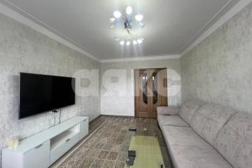 Фото №1: 3-комнатная квартира <span class="whitespace-nowrap">63 м²</span>, <span class="whitespace-nowrap">7/9 эт.</span> - Майкоп, мкр. квартал Черёмушки, ул. 12 Марта, 150К3
