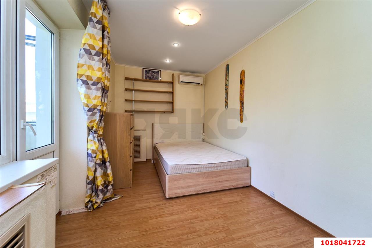 Фото №3: 2-комнатная квартира <span class="whitespace-nowrap">40 м²</span>, <span class="whitespace-nowrap">3/5 эт.</span> - Краснодар, мкр. Западный внутригородской округ, ул. Красных Партизан, 569
