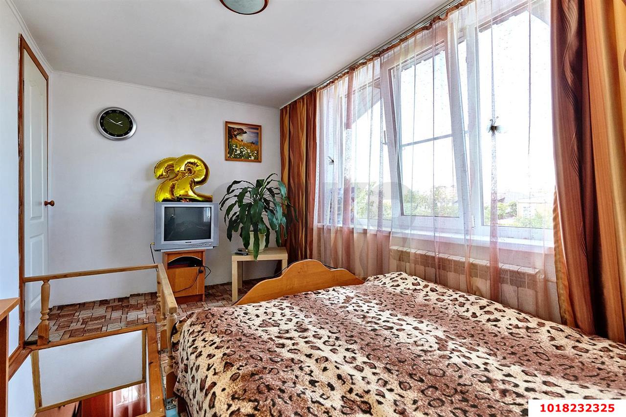 Фото №7: Часть дома <span class="whitespace-nowrap">50 м²</span> <span class="whitespace-nowrap">+ 2 сот.</span>, <span class="whitespace-nowrap">2 эт.</span> - Яблоновский, ул. Цветочная, 42