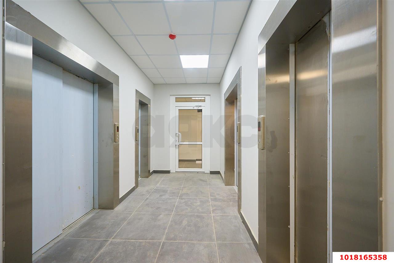 Фото №6: 3-комнатная квартира <span class="whitespace-nowrap">94 м²</span>, <span class="whitespace-nowrap">21/24 эт.</span> - Краснодар, Центральный внутригородской округ, мкр. Центральный, ул. Митрофана Седина, 131
