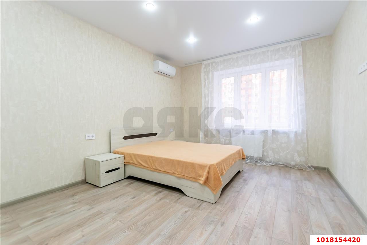 Фото №4: 1-комнатная квартира <span class="whitespace-nowrap">41 м²</span>, <span class="whitespace-nowrap">3/22 эт.</span> - Краснодар, Прикубанский внутригородской округ, мкр. ЖК Губернский, ул. им. Героя Яцкова И.В., 19к2