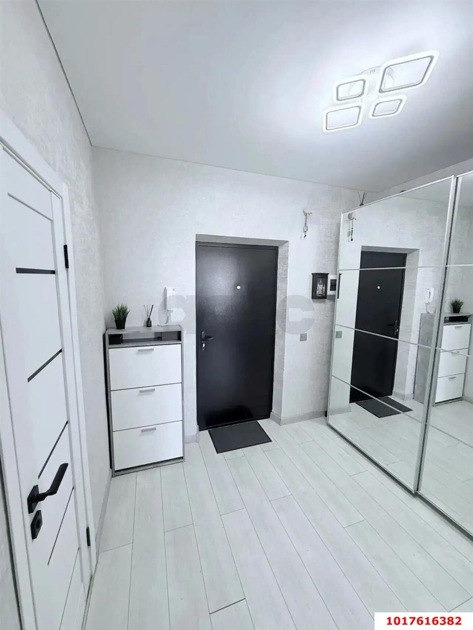 Фото №10: 1-комнатная квартира <span class="whitespace-nowrap">46 м²</span>, <span class="whitespace-nowrap">19/19 эт.</span> - Краснодар, Карасунский внутригородской округ, мкр. Гидростроителей, ул. Автолюбителей, 52/3