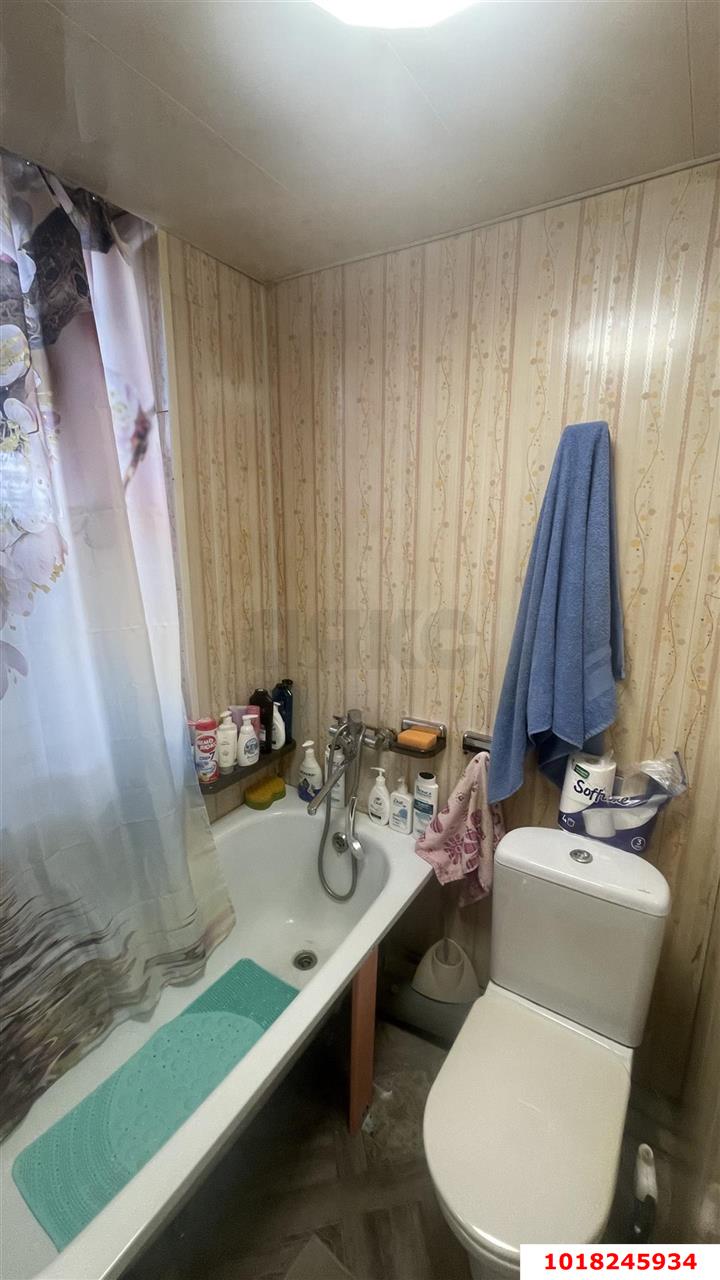 Фото №3: 1-комнатная квартира <span class="whitespace-nowrap">30 м²</span>, <span class="whitespace-nowrap">1/1 эт.</span> - Краснодар, Западный внутригородской округ, мкр. Центральный, ул. Северная, 308