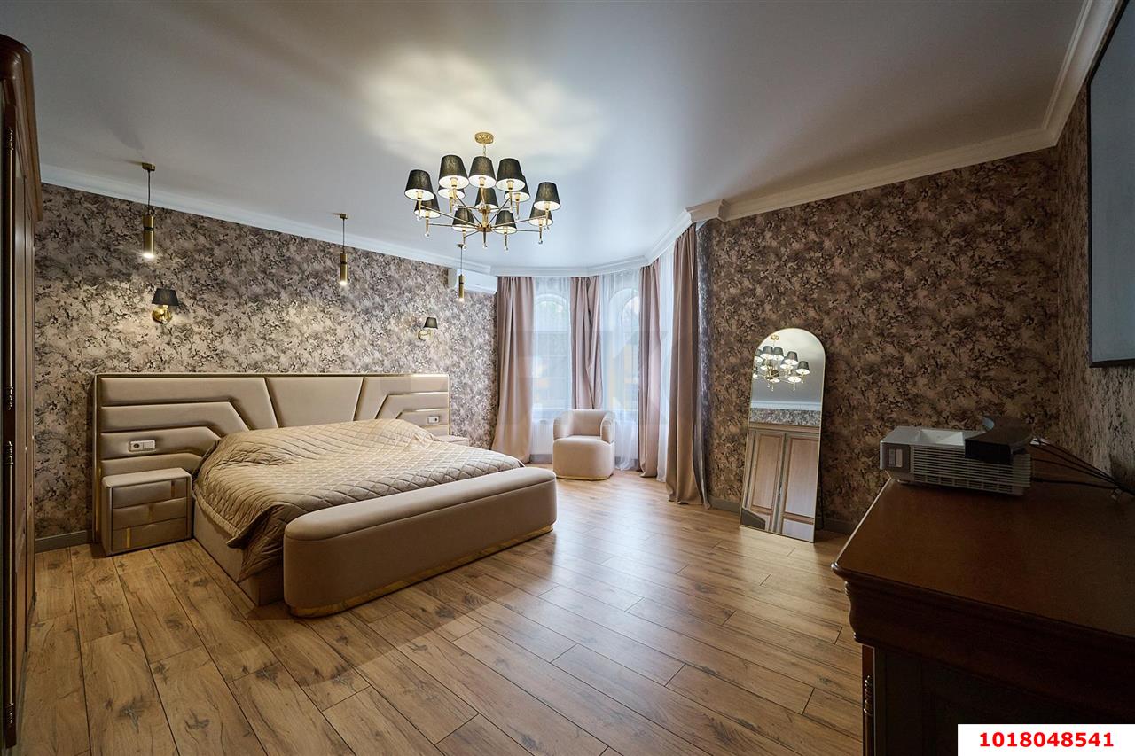 Фото №6: Дом <span class="whitespace-nowrap">193 м²</span> <span class="whitespace-nowrap">+ 8 сот.</span>, <span class="whitespace-nowrap">2 эт.</span> - Краснодар, Прикубанский внутригородской округ, мкр. КП Николино Парк, ул. Лёни Голикова, 24