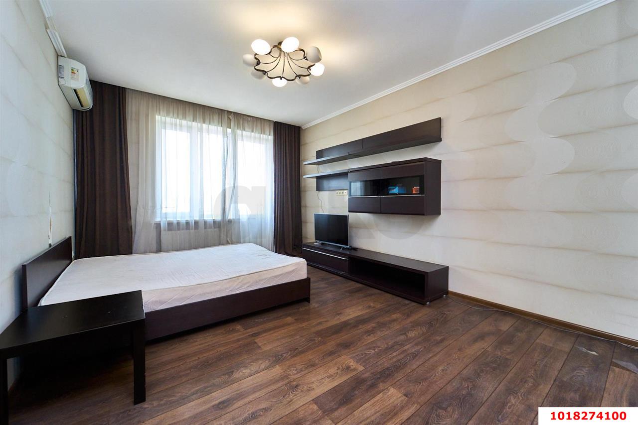 Фото №4: 1-комнатная квартира <span class="whitespace-nowrap">48 м²</span>, <span class="whitespace-nowrap">3/8 эт.</span> - Краснодар, Прикубанский внутригородской округ, Калинино, мкр. Завод Радиоизмерительных Приборов, ул. 1 Мая, 430/2