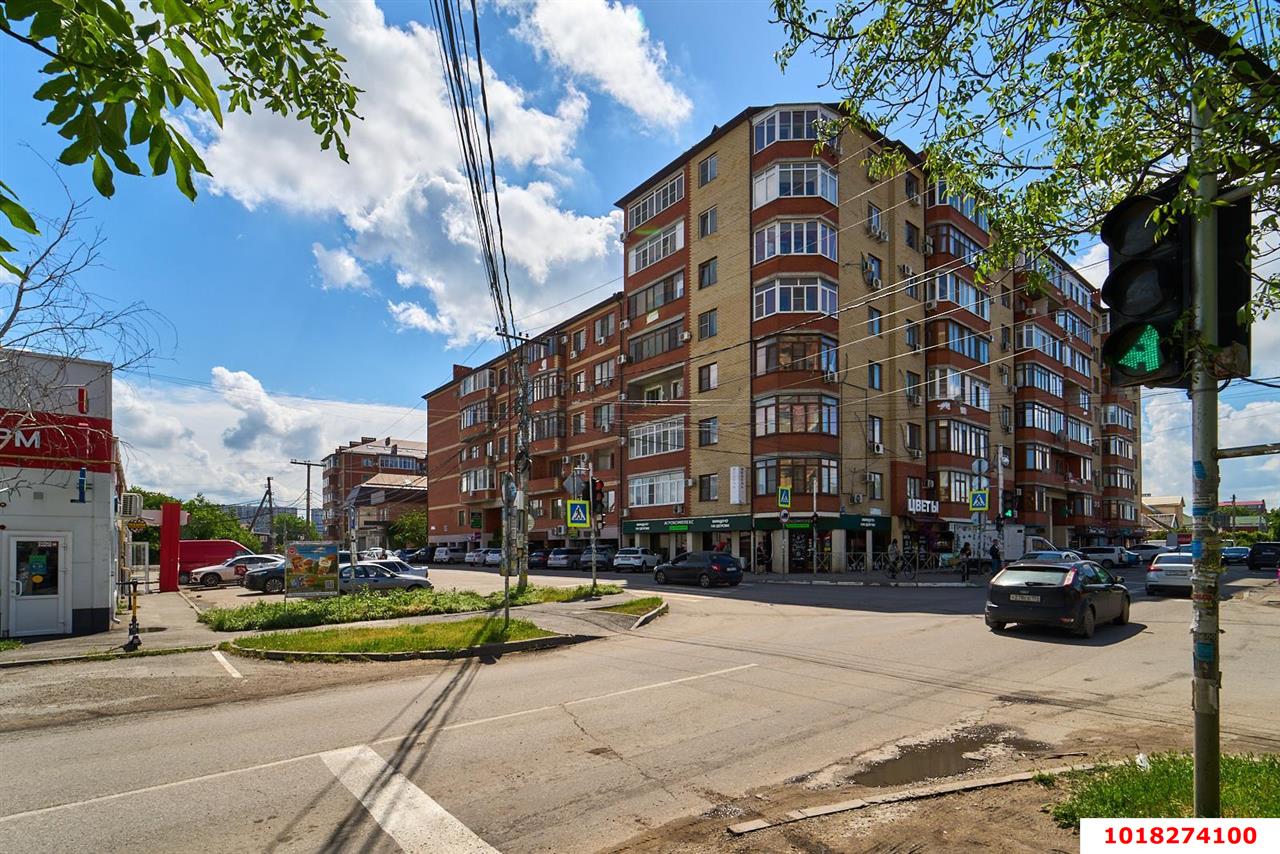 Фото №12: 1-комнатная квартира <span class="whitespace-nowrap">48 м²</span>, <span class="whitespace-nowrap">3/8 эт.</span> - Краснодар, Прикубанский внутригородской округ, Калинино, мкр. Завод Радиоизмерительных Приборов, ул. 1 Мая, 430/2