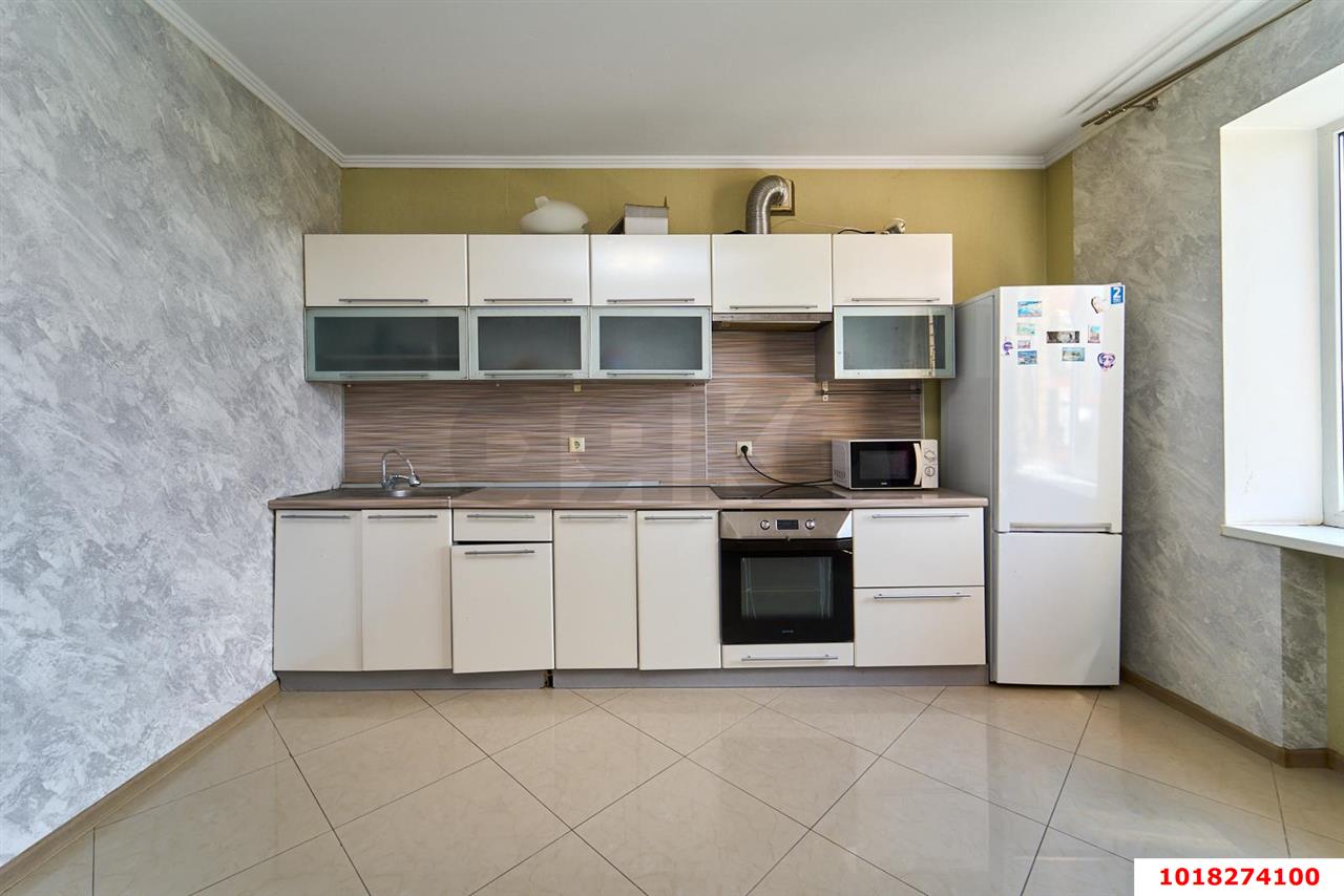 Фото №2: 1-комнатная квартира <span class="whitespace-nowrap">48 м²</span>, <span class="whitespace-nowrap">3/8 эт.</span> - Краснодар, Прикубанский внутригородской округ, Калинино, мкр. Завод Радиоизмерительных Приборов, ул. 1 Мая, 430/2