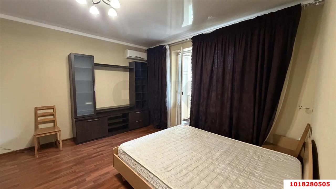 Фото №8: 1-комнатная квартира <span class="whitespace-nowrap">47 м²</span>, <span class="whitespace-nowrap">6/8 эт.</span> - Краснодар, Прикубанский внутригородской округ, Калинино, мкр. Завод Радиоизмерительных Приборов, ул. 1 Мая, 428