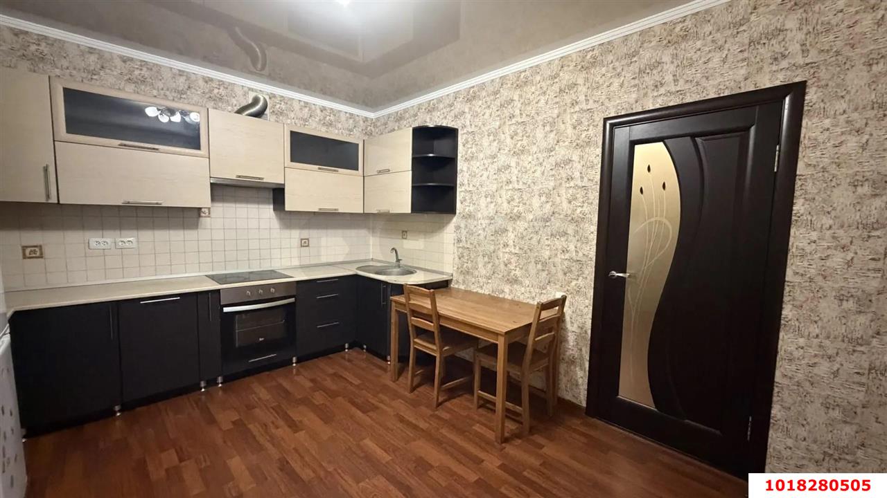 Фото №1: 1-комнатная квартира <span class="whitespace-nowrap">47 м²</span>, <span class="whitespace-nowrap">6/8 эт.</span> - Краснодар, Прикубанский внутригородской округ, Калинино, мкр. Завод Радиоизмерительных Приборов, ул. 1 Мая, 428