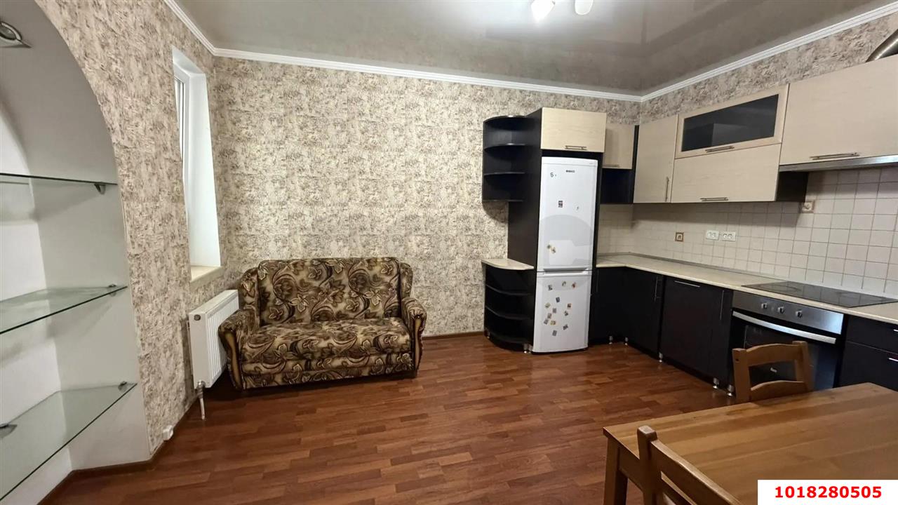 Фото №2: 1-комнатная квартира <span class="whitespace-nowrap">47 м²</span>, <span class="whitespace-nowrap">6/8 эт.</span> - Краснодар, Прикубанский внутригородской округ, Калинино, мкр. Завод Радиоизмерительных Приборов, ул. 1 Мая, 428