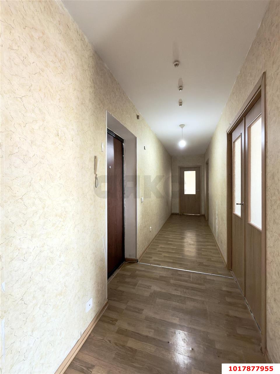 Фото №9: 3-комнатная квартира <span class="whitespace-nowrap">80 м²</span>, <span class="whitespace-nowrap">5/17 эт.</span> - Краснодар, Прикубанский внутригородской округ, 9-й километр, мкр. Военный городок № 106, ул. имени Дзержинского, 54/12