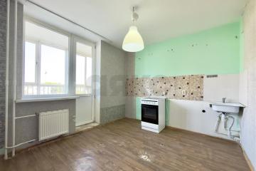 Фото №1: 3-комнатная квартира <span class="whitespace-nowrap">72 м²</span>, <span class="whitespace-nowrap">5/17 эт.</span> - Краснодар, мкр. Военный городок № 106, ул. имени Дзержинского, 54/12
