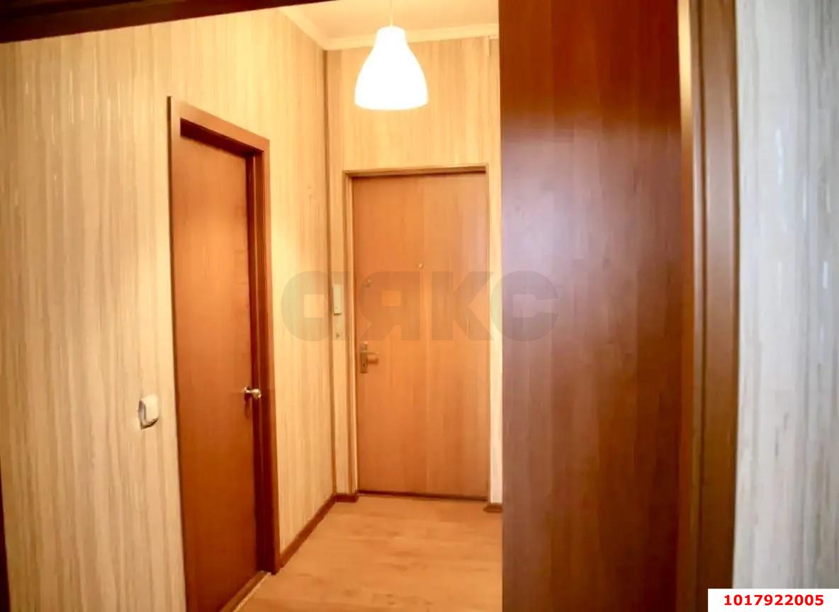 Фото №6: 1-комнатная квартира <span class="whitespace-nowrap">53 м²</span>, <span class="whitespace-nowrap">7/17 эт.</span> - Краснодар, Прикубанский внутригородской округ, мкр. имени Маршала Жукова, ул. Александра Покрышкина, 4/5