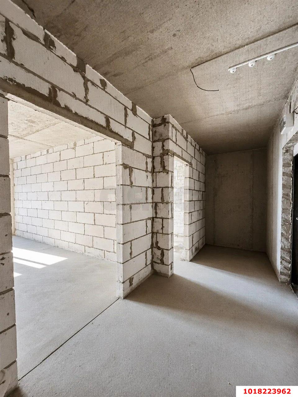 Фото №6: 2-комнатная квартира <span class="whitespace-nowrap">77 м²</span>, <span class="whitespace-nowrap">13/18 эт.</span> - Краснодар, Прикубанский внутригородской округ, Молодёжный, мкр. жилой комплекс Дуэт, ул. Душистая, 77