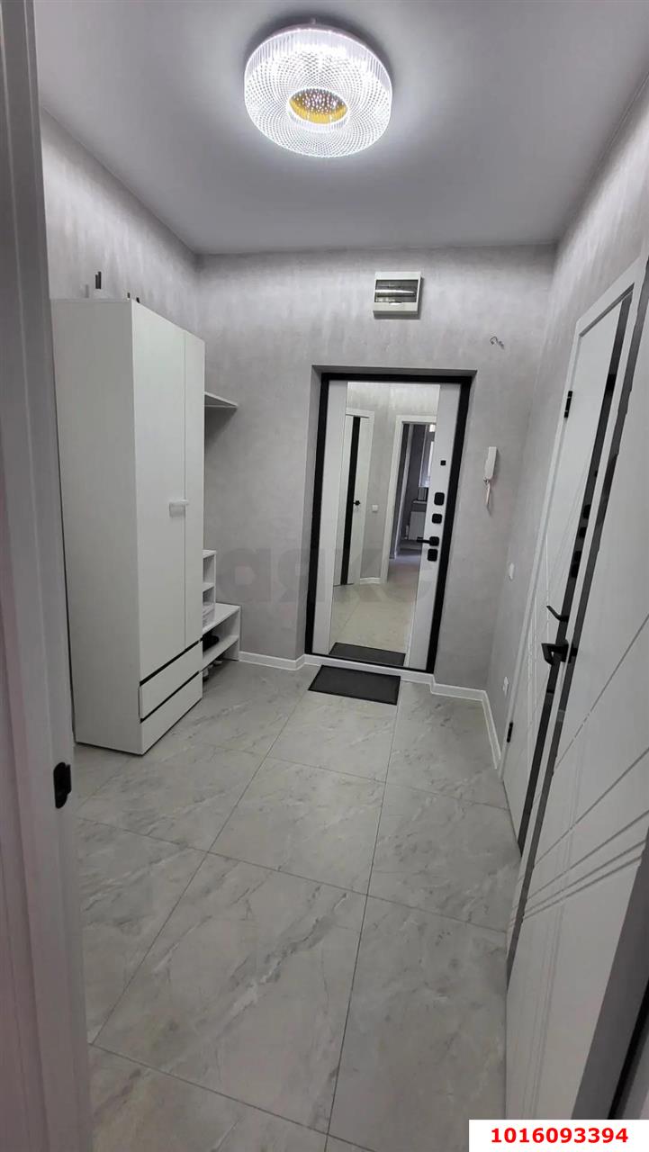 Фото №6: 1-комнатная квартира <span class="whitespace-nowrap">35 м²</span>, <span class="whitespace-nowrap">5/19 эт.</span> - Краснодар, Прикубанский внутригородской округ, мкр. Краевая Клиническая Больница, ул. им. Героя Яцкова И.В., 9
