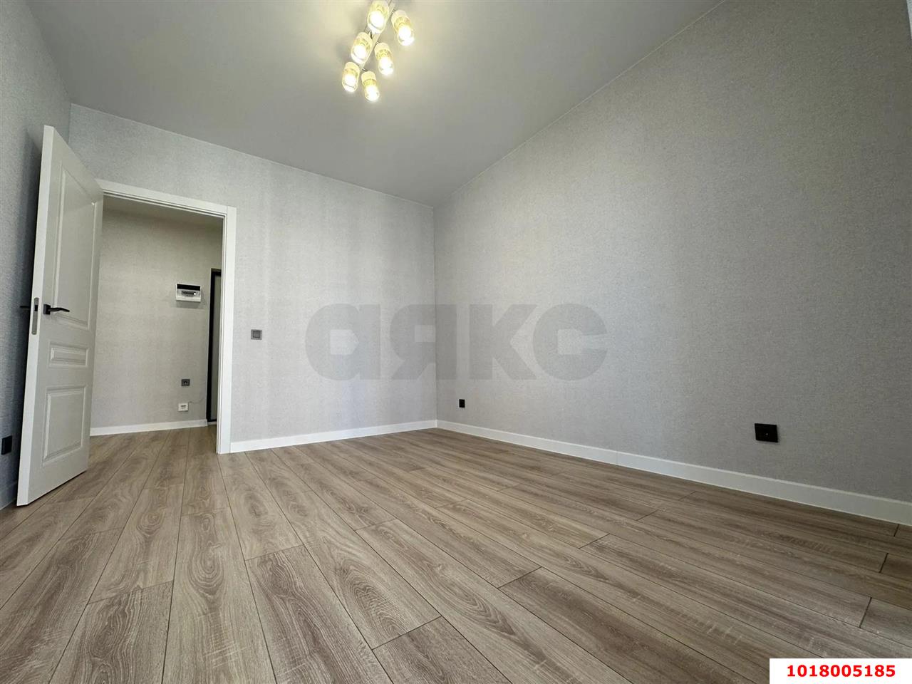 Фото №6: 1-комнатная квартира <span class="whitespace-nowrap">40 м²</span>, <span class="whitespace-nowrap">6/18 эт.</span> - Краснодар, Прикубанский внутригородской округ, мкр. Парк Победы, ул. имени Героя Дангириева, 4
