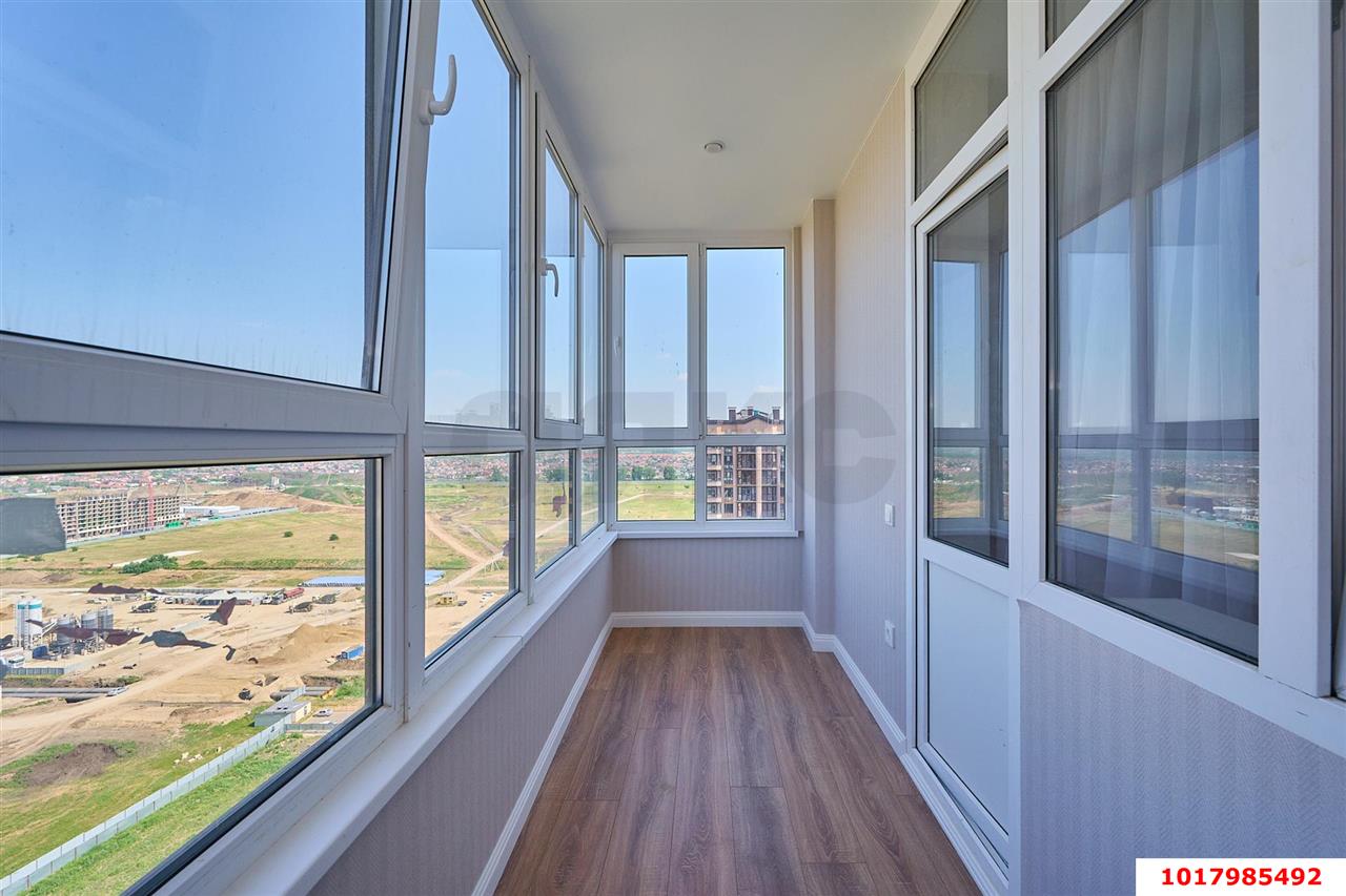Фото №10: 2-комнатная квартира <span class="whitespace-nowrap">78 м²</span>, <span class="whitespace-nowrap">22/24 эт.</span> - Краснодар, Прикубанский внутригородской округ, мкр. Достояние, ул. Григория Булгакова, 19