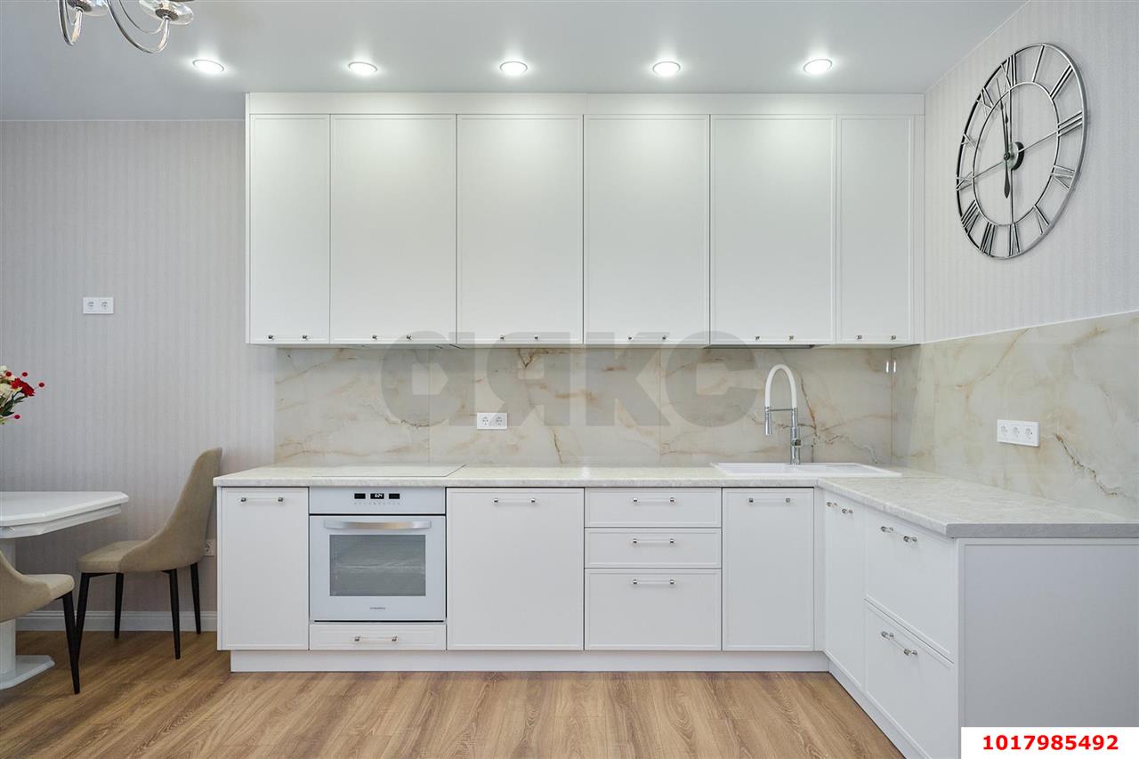Фото №3: 2-комнатная квартира <span class="whitespace-nowrap">78 м²</span>, <span class="whitespace-nowrap">22/24 эт.</span> - Краснодар, Прикубанский внутригородской округ, мкр. Достояние, ул. Григория Булгакова, 19