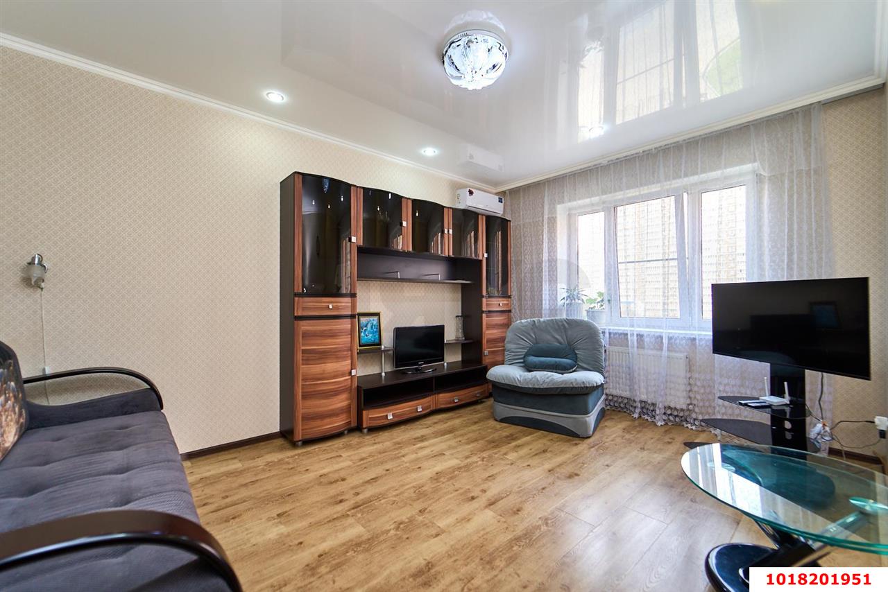 Фото №8: 1-комнатная квартира <span class="whitespace-nowrap">44 м²</span>, <span class="whitespace-nowrap">4/19 эт.</span> - Краснодар, Прикубанский внутригородской округ, ЖК Губернский, мкр. 1-й квартал, ул. Домбайская, 63