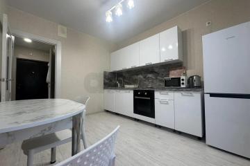 Фото №1: 1-комнатная квартира <span class="whitespace-nowrap">36 м²</span>, <span class="whitespace-nowrap">13/16 эт.</span> - Краснодар, мкр. жилой комплекс Квартал № 6, ул. Генерал-лейтенанта Александра Сапрунова, 17