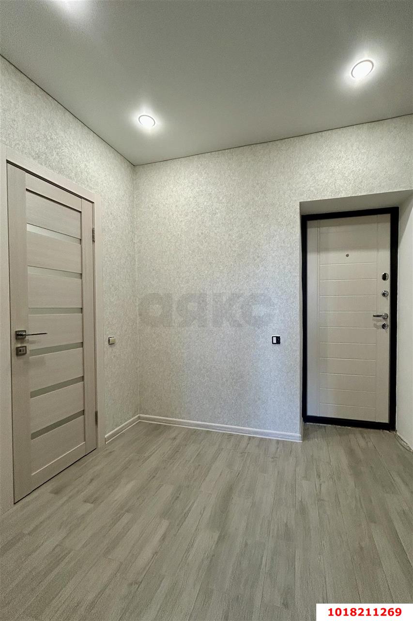 Фото №13: 1-комнатная квартира <span class="whitespace-nowrap">38 м²</span>, <span class="whitespace-nowrap">2/7 эт.</span> - Краснодар, Прикубанский внутригородской округ, мкр. Музыкальный, ул. имени Мусоргского М.П., 3