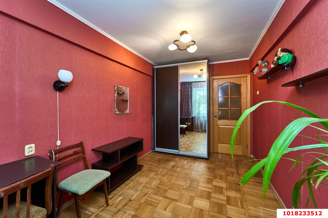 Фото №6: 3-комнатная квартира <span class="whitespace-nowrap">59 м²</span>, <span class="whitespace-nowrap">5/5 эт.</span> - Краснодар, Карасунский внутригородской округ, мкр. Гидростроителей, ул. имени Дмитрия Благоева, 2