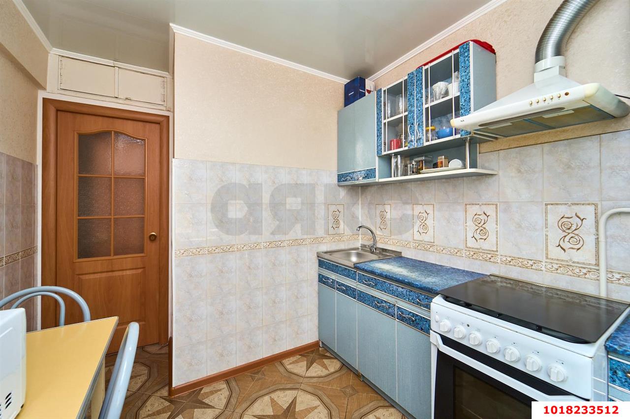 Фото №4: 3-комнатная квартира <span class="whitespace-nowrap">59 м²</span>, <span class="whitespace-nowrap">5/5 эт.</span> - Краснодар, Карасунский внутригородской округ, мкр. Гидростроителей, ул. имени Дмитрия Благоева, 2