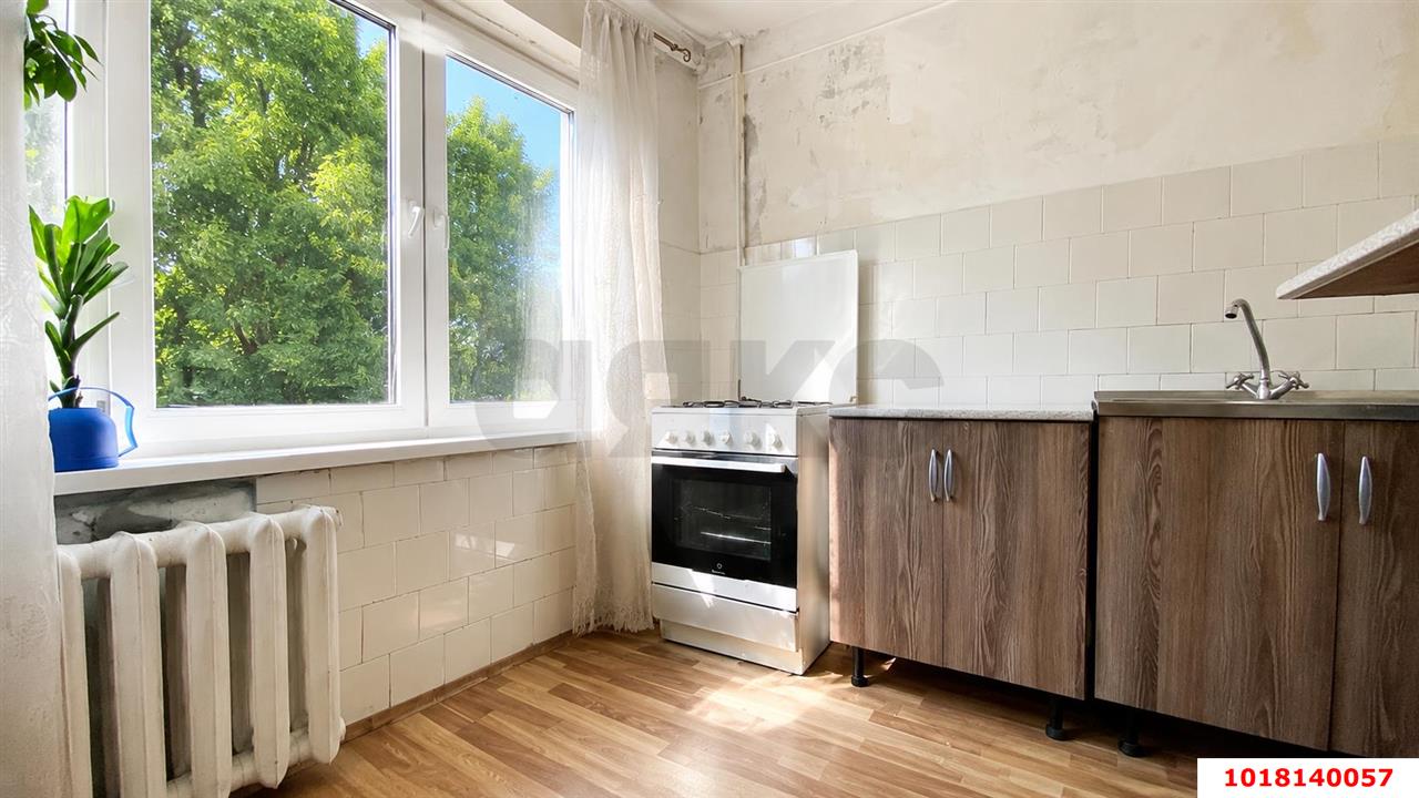 Фото №6: 2-комнатная квартира <span class="whitespace-nowrap">50 м²</span>, <span class="whitespace-nowrap">3/9 эт.</span> - Краснодар, Прикубанский внутригородской округ, мкр. Юбилейный, ул. имени Калинина, 13к48