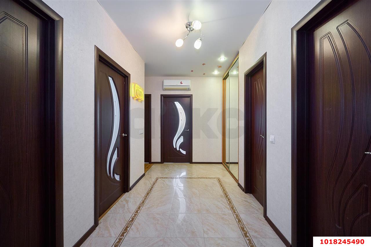 Фото №8: 3-комнатная квартира <span class="whitespace-nowrap">78 м²</span>, <span class="whitespace-nowrap">5/17 эт.</span> - Краснодар, Прикубанский внутригородской округ, Восточно-Кругликовский, мкр. ЖК Легенда, ул. имени 40-летия Победы, 135