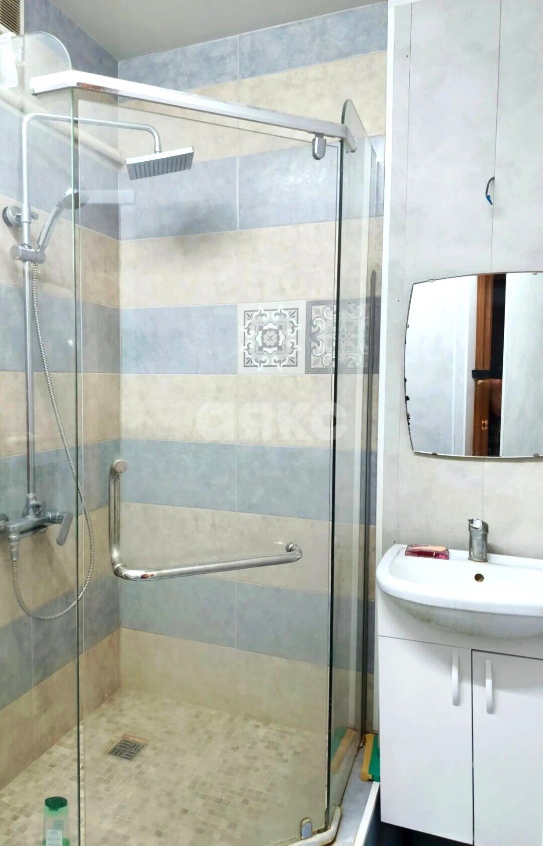 Фото №16: 2-комнатная квартира <span class="whitespace-nowrap">43 м²</span>, <span class="whitespace-nowrap">1/5 эт.</span> - Волгоград, Ворошиловский, мкр. 204-й, ул. Комитетская, 42