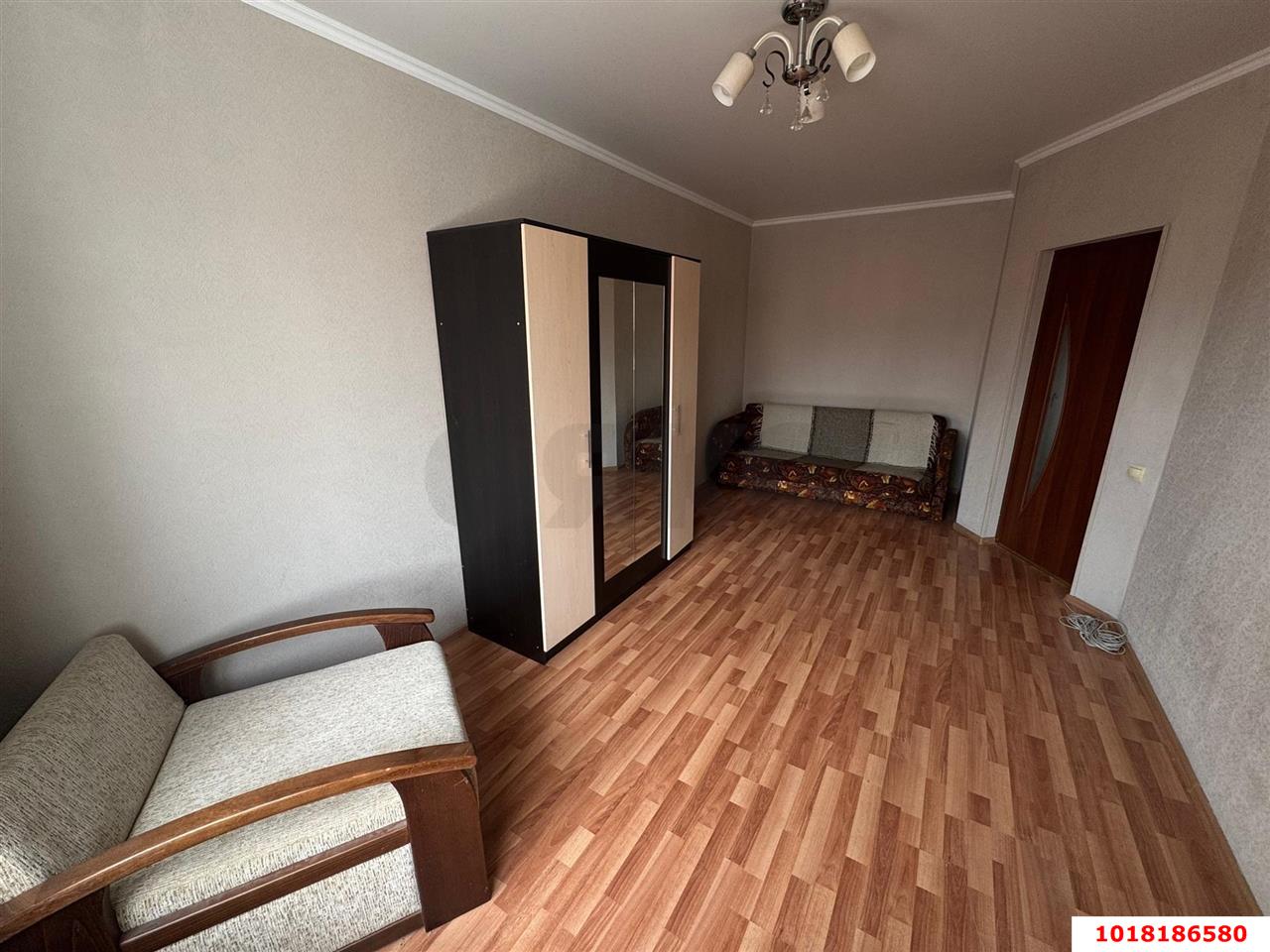 Фото №1: 1-комнатная квартира <span class="whitespace-nowrap">34 м²</span>, <span class="whitespace-nowrap">6/6 эт.</span> - Берёзовый, Прикубанский внутригородской округ, мкр. Витаминкомбинат, ул. 2-я Целиноградская, 38