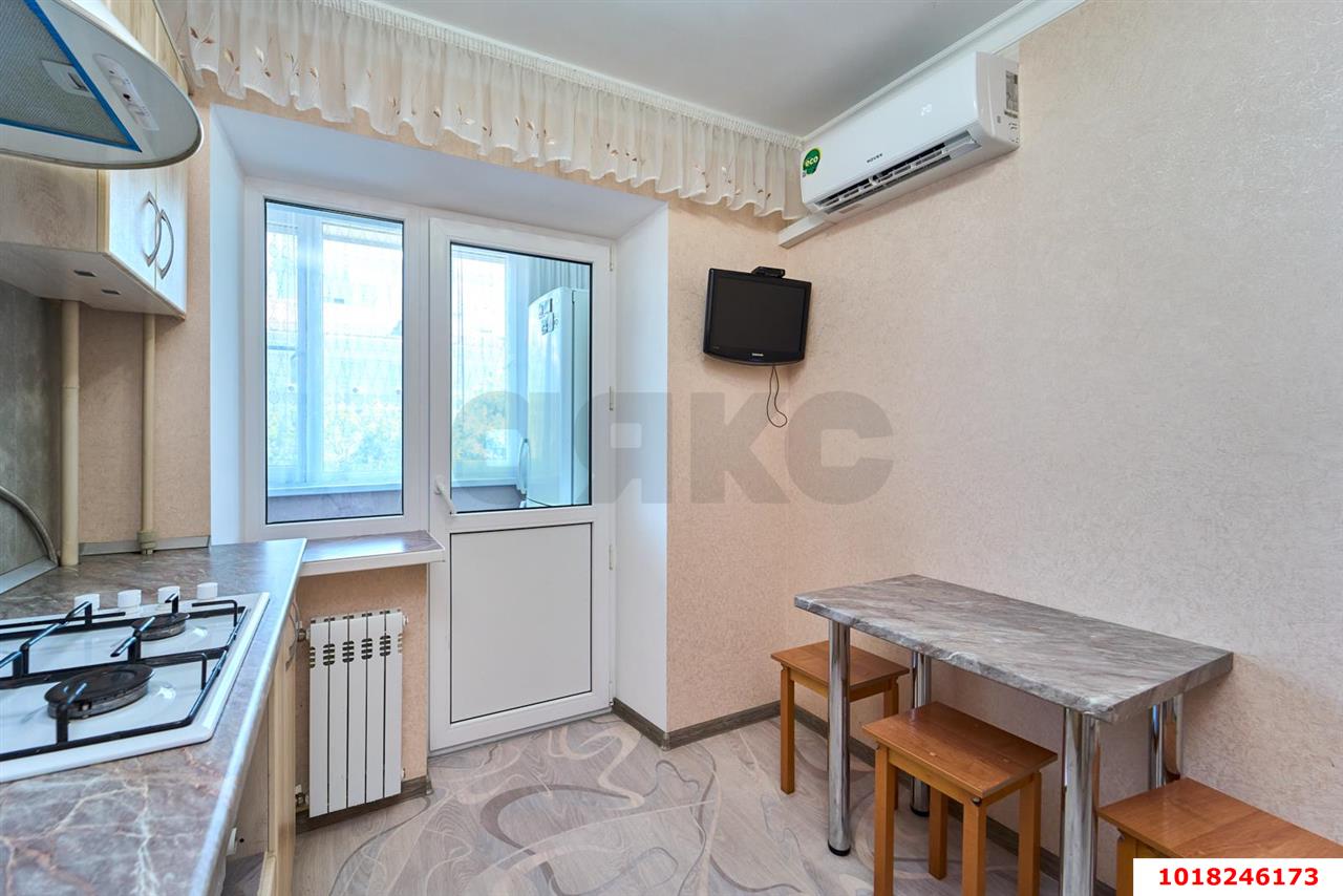 Фото №12: 2-комнатная квартира <span class="whitespace-nowrap">44 м²</span>, <span class="whitespace-nowrap">4/9 эт.</span> - Краснодар, Западный внутригородской округ, мкр. Центральный, ул. Красная, 29