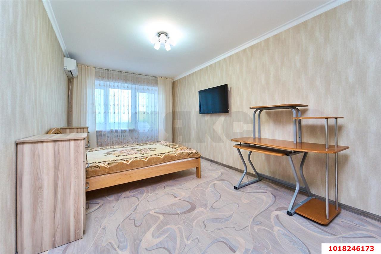 Фото №4: 2-комнатная квартира <span class="whitespace-nowrap">44 м²</span>, <span class="whitespace-nowrap">4/9 эт.</span> - Краснодар, Западный внутригородской округ, мкр. Центральный, ул. Красная, 29