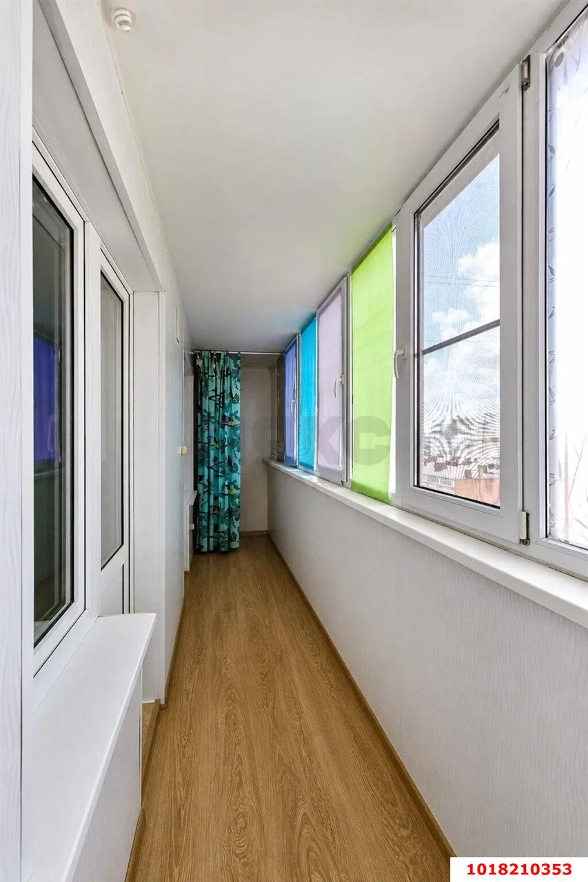 Фото №9: 1-комнатная квартира <span class="whitespace-nowrap">40 м²</span>, <span class="whitespace-nowrap">11/12 эт.</span> - Краснодар, Прикубанский внутригородской округ, мкр. Молодёжный, ул. Душистая, 47