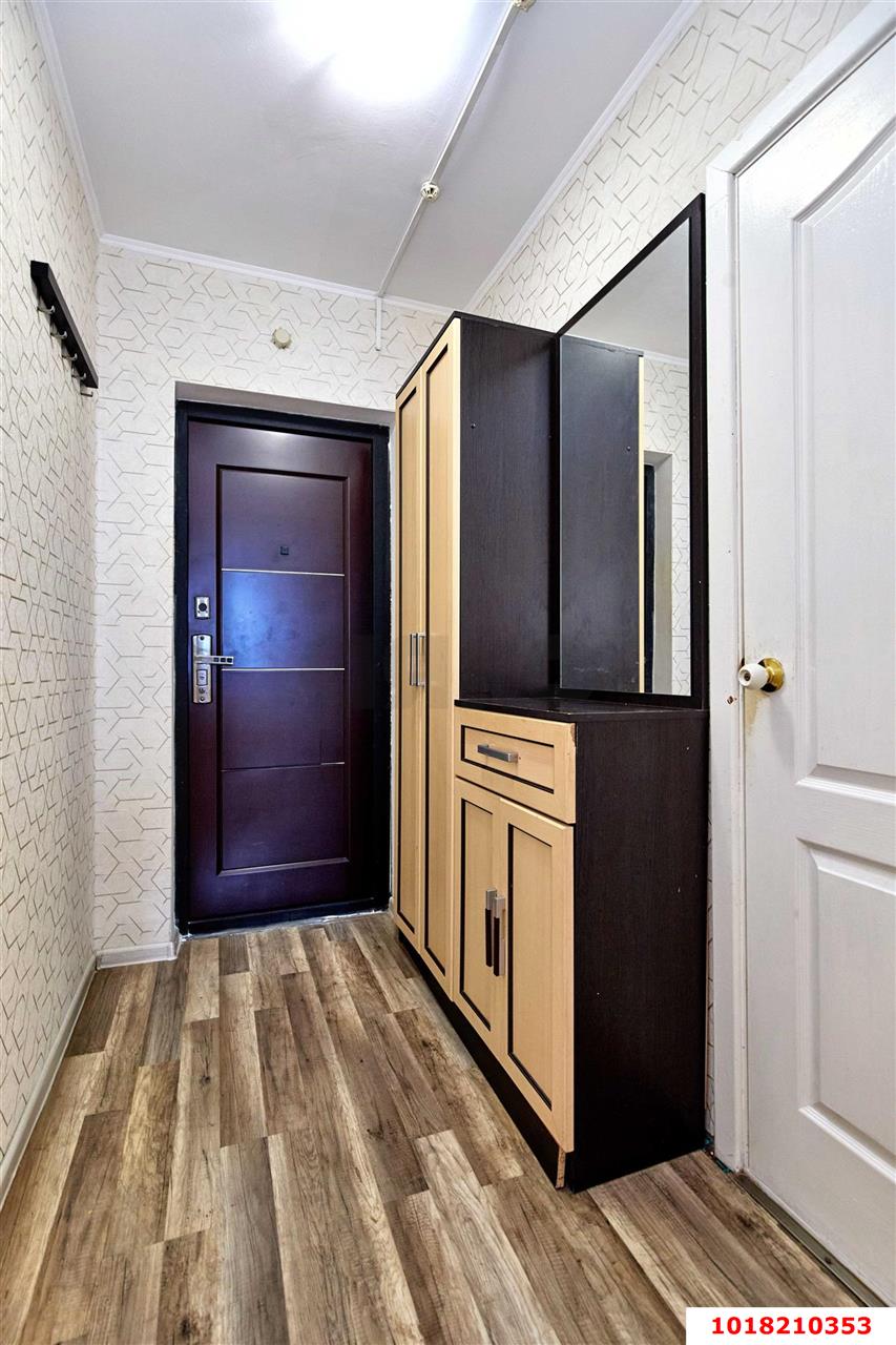 Фото №7: 1-комнатная квартира <span class="whitespace-nowrap">40 м²</span>, <span class="whitespace-nowrap">11/12 эт.</span> - Краснодар, Прикубанский внутригородской округ, мкр. Молодёжный, ул. Душистая, 47