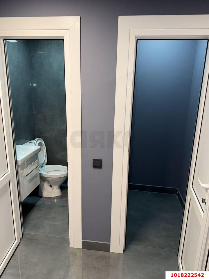 Фото №5: Офисное помещение <span class="whitespace-nowrap">59 м²</span>, <span class="whitespace-nowrap">1/12 эт.</span> - Краснодар, Прикубанский внутригородской округ, Молодёжный, мкр. жилой комплекс Берёзовый, ул. 2-я Целиноградская, 1/1