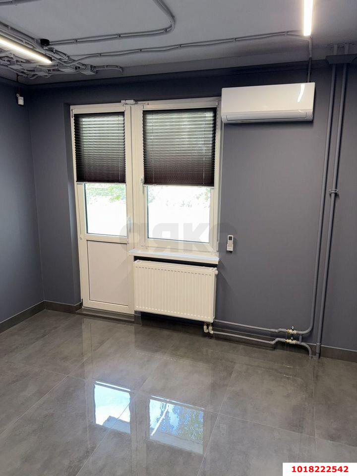 Фото №2: Офисное помещение <span class="whitespace-nowrap">59 м²</span>, <span class="whitespace-nowrap">1/12 эт.</span> - Краснодар, Прикубанский внутригородской округ, Молодёжный, мкр. жилой комплекс Берёзовый, ул. 2-я Целиноградская, 1/1