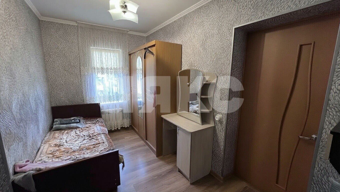Фото №8: Дом <span class="whitespace-nowrap">100 м²</span> <span class="whitespace-nowrap">+ 10.18 сот.</span>, <span class="whitespace-nowrap">1 эт.</span> - Абадзехская, ул. Октябрьская, 69