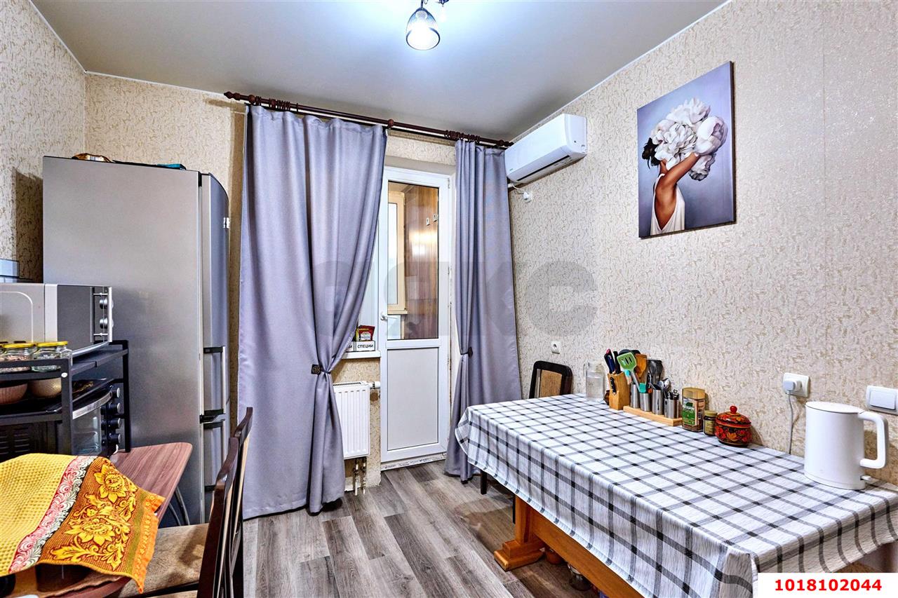 Фото №5: 2-комнатная квартира 58&nbsp;м², 4/17&nbsp;эт. - Краснодар, Прикубанский внутригородской округ, Восточно-Кругликовский, мкр. ЖК Легенда, ул. имени 40-летия Победы, 137
