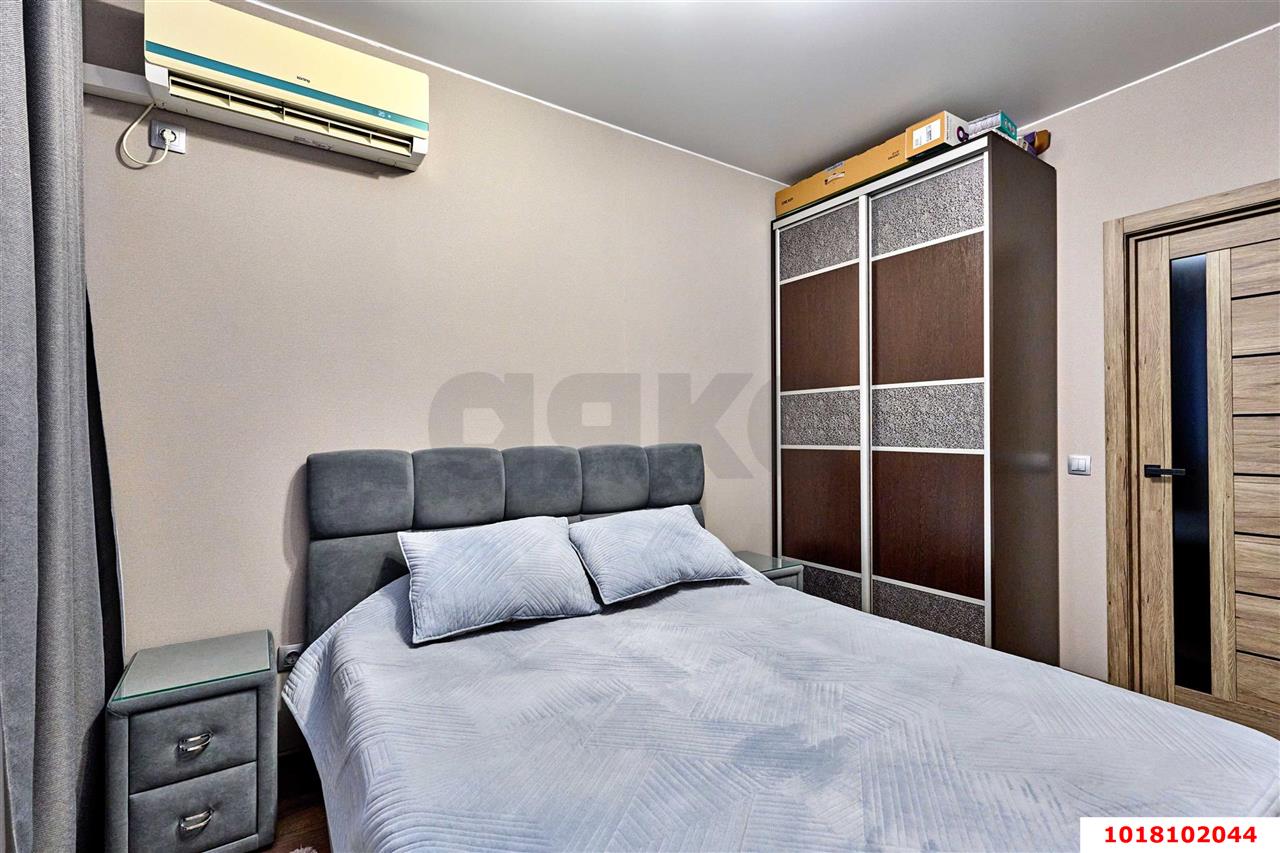 Фото №3: 2-комнатная квартира 58&nbsp;м², 4/17&nbsp;эт. - Краснодар, Прикубанский внутригородской округ, Восточно-Кругликовский, мкр. ЖК Легенда, ул. имени 40-летия Победы, 137