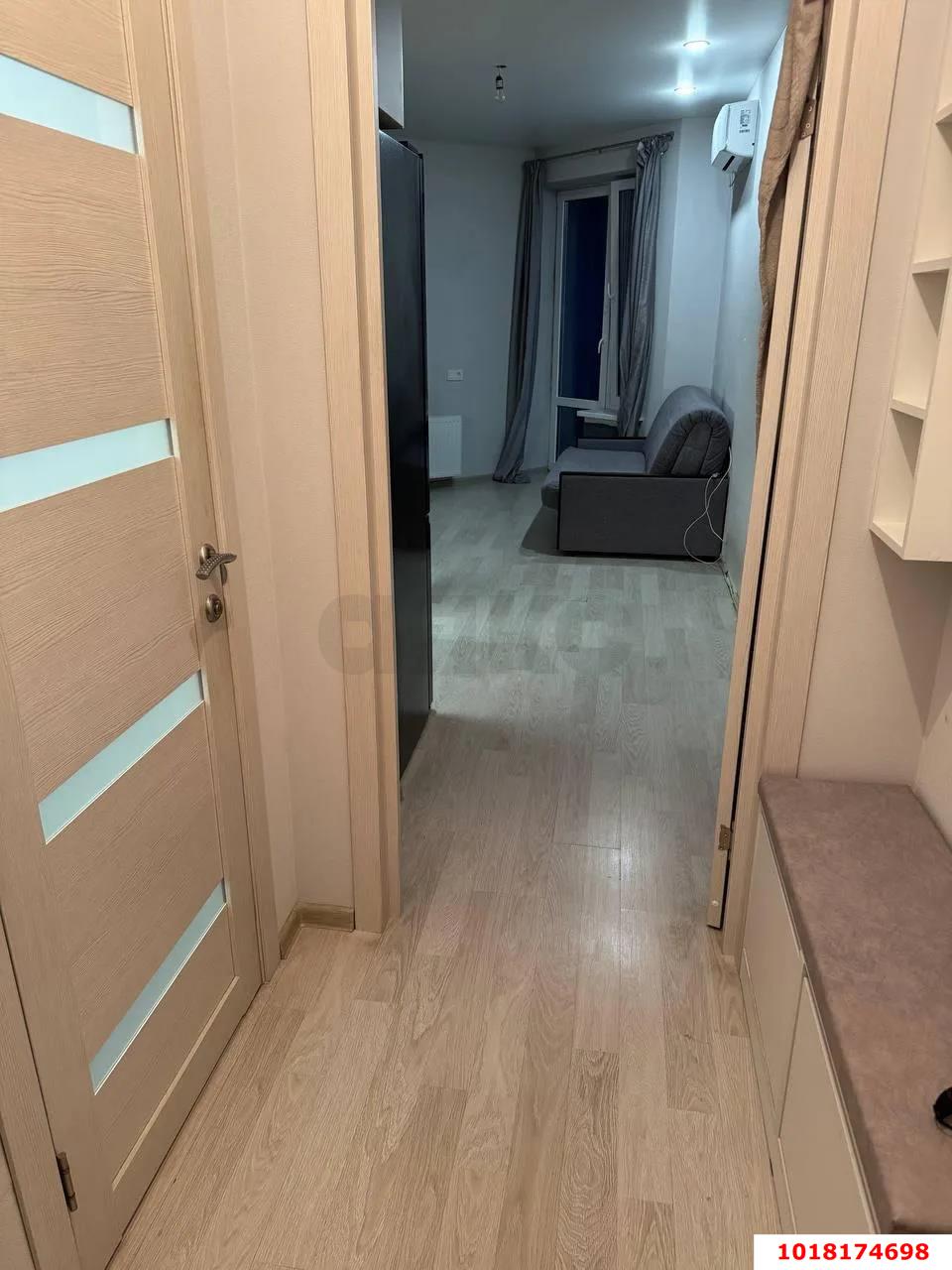 Фото №10: 1-комнатная квартира <span class="whitespace-nowrap">23 м²</span>, <span class="whitespace-nowrap">8/25 эт.</span> - Краснодар, Карасунский внутригородской округ, ж/м Пашковский, ул. Леонида Лаврова, 4